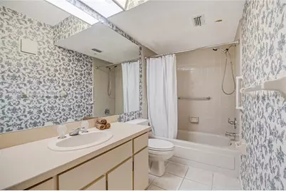4 Escondido Circle #28, Altamonte Springs, FL 32701 - Photo 32