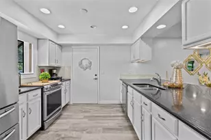 10611 Deergrass Ln, Orlando, FL 32821 - Photo 14
