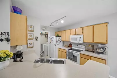 6596 Swissco Drive #1512, Orlando, FL 32822 - Photo 10