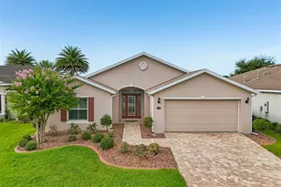 27143 Roanoke Dr, Leesburg, FL 34748 - Photo 1