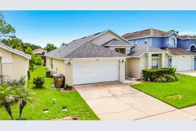 2873 Blooming Alamanda Loop, Kissimmee, FL 34747 - Photo 2