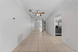 1094 Martin Blvd, Orlando, FL 32825 - Photo 16