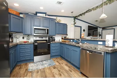 44031 East Road, Paisley, FL 32767 - Photo 10