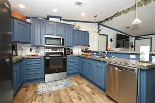 44031 E Rd, Paisley, FL 32767 - Photo 10