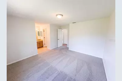 1061 Hunt Street NW, Palm Bay, FL 32907 - Photo 4