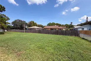 1061 Hunt St NW, Palm Bay, FL 32907 - Photo 24