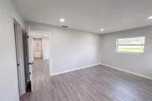2096 W Atmore Cir, Deltona, FL 32725 - Photo 4