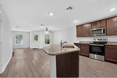 1556 Wynford Circle, Tavares, FL 32778 - Photo 14