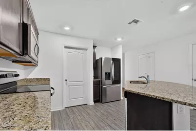 1556 Wynford Circle, Tavares, FL 32778 - Photo 18