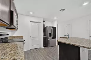 1556 Wynford Cir, Tavares, FL 32778 - Photo 18