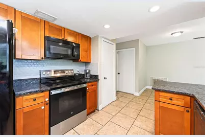 6045 Wedgewood Circle, Orlando, FL 32808 - Photo 8
