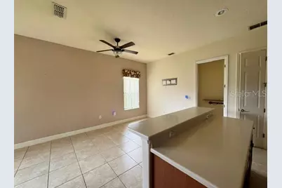 896 Barcelona Drive, Poinciana, FL 34759 - Photo 4