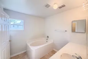 5604 Royal Hills Dr, Winter Haven, FL 33881 - Photo 18