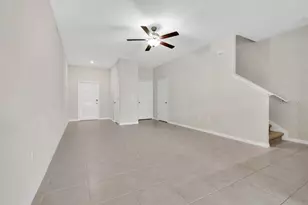 9640 Mulberry Marsh Ln, Sun City Center, FL 33573 - Photo 8