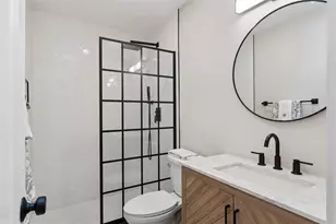 530 W Par St, Orlando, FL 32804 - Photo 12