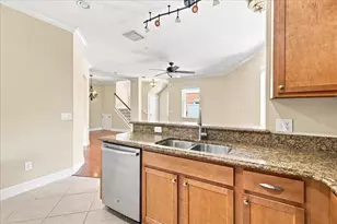 2403 S Shine Ave, Orlando, FL 32806 - Photo 4