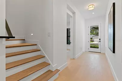 2931 Helen Avenue, Orlando, FL 32804 - Photo 2
