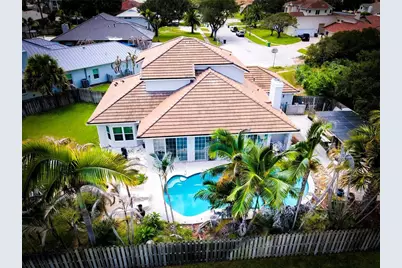 3059 N Rio Plumosa N, Indialantic, FL 32903 - Photo 2