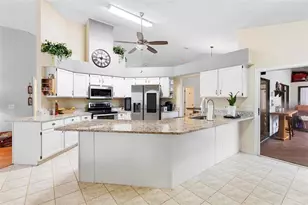 12512 Tillingham Ct, Orlando, FL 32837 - Photo 10