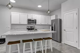4015 Blue Banks Ln, Bradenton, FL 34208 - Photo 4