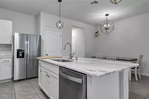 4015 Blue Banks Ln, Bradenton, FL 34208 - Photo 8