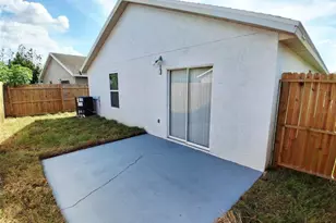 1047 Florida Holly Dr, Orlando, FL 32811 - Photo 14
