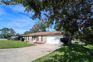 1526 Piedmont Dr, Deltona, FL 32725 - Photo 4