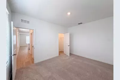 347 Puma Loop, Groveland, FL 34736 - Photo 4