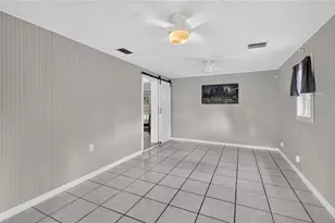 6312 Sweetwater Dr E, Lakeland, FL 33811 - Photo 38