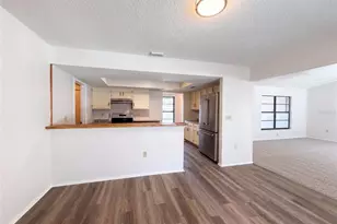391 Harvard Rd, Venice, FL 34293 - Photo 6