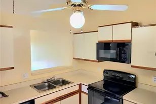 31 Silver Oak Cir, Kissimmee, FL 34743 - Photo 12