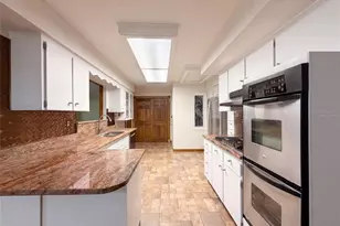 1818 Danbury Dr, Sun City Center, FL 33573 - Photo 2