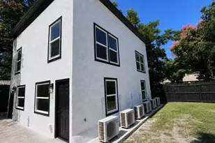 327 Ave J SE, Winter Haven, FL 33880 - Photo 2