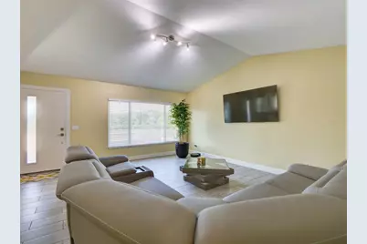 1915 E Lake Drive, Casselberry, FL 32707 - Photo 8
