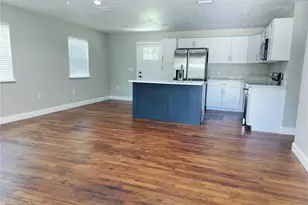 25405 Colmar Ave, Mount Plymouth, FL 32776 - Photo 4