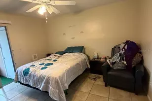 2803 Waxy Willow Ln, Orlando, FL 32808 - Photo 8