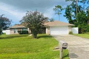 16 Red Barn Dr, Palm Coast, FL 32164 - Photo 1