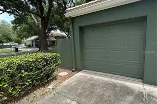 4540 Oak Arbor Cir, Orlando, FL 32808 - Photo 4
