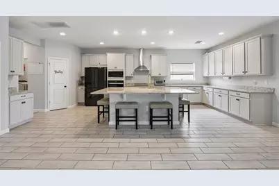559 Via Bella Court, Howey in the Hills, FL 34737 - Photo 6