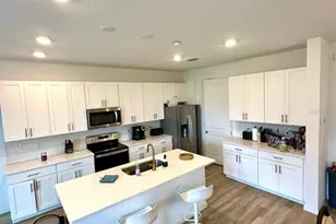821 Benoi Dr, Davenport, FL 33896 - Photo 4
