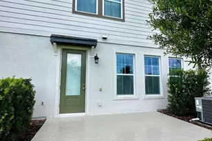 821 Benoi Dr, Davenport, FL 33896 - Photo 2