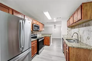 7865 Sugar View Ct, Orlando, FL 32819 - Photo 10