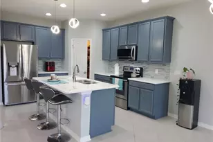 3813 San Isidro Cir, Saint Cloud, FL 34772 - Photo 8