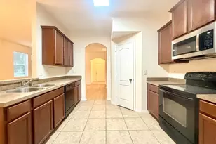 1642 Buckeye Falls Way, Orlando, FL 32824 - Photo 2