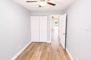 4666 Ken Knight Dr N, Jacksonville, FL 32209 - Photo 12