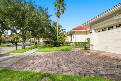 929 Lascala Drive, Windermere, FL 34786 - Photo 2