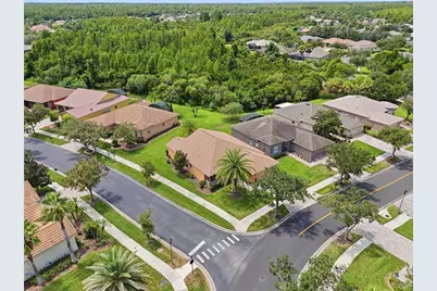 513 Barcelona Drive, Kissimmee, FL 34759 - Photo 2