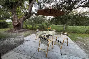 8801 Marc David, Gibsonton, FL 33534 - Photo 6