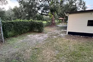 8801 Marc David, Gibsonton, FL 33534 - Photo 20