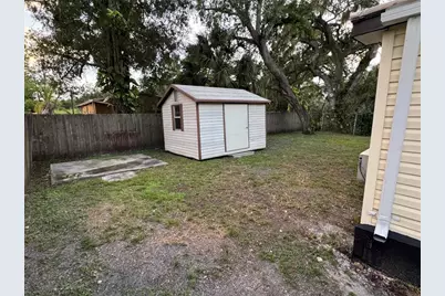 8801 Marc David, Gibsonton, FL 33534 - Photo 16